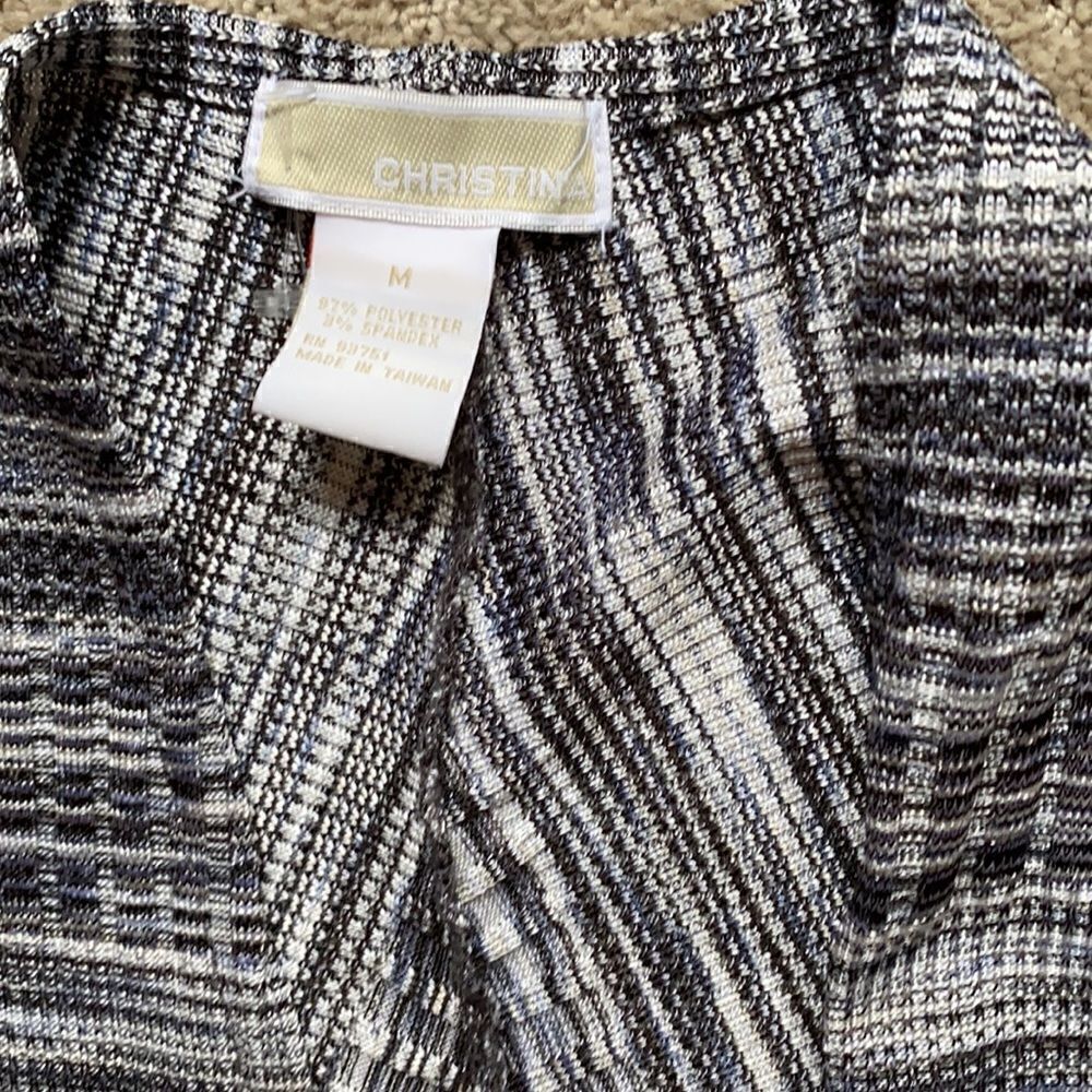 Christina sweater size Medium excellent condition - Picture 2 of 4